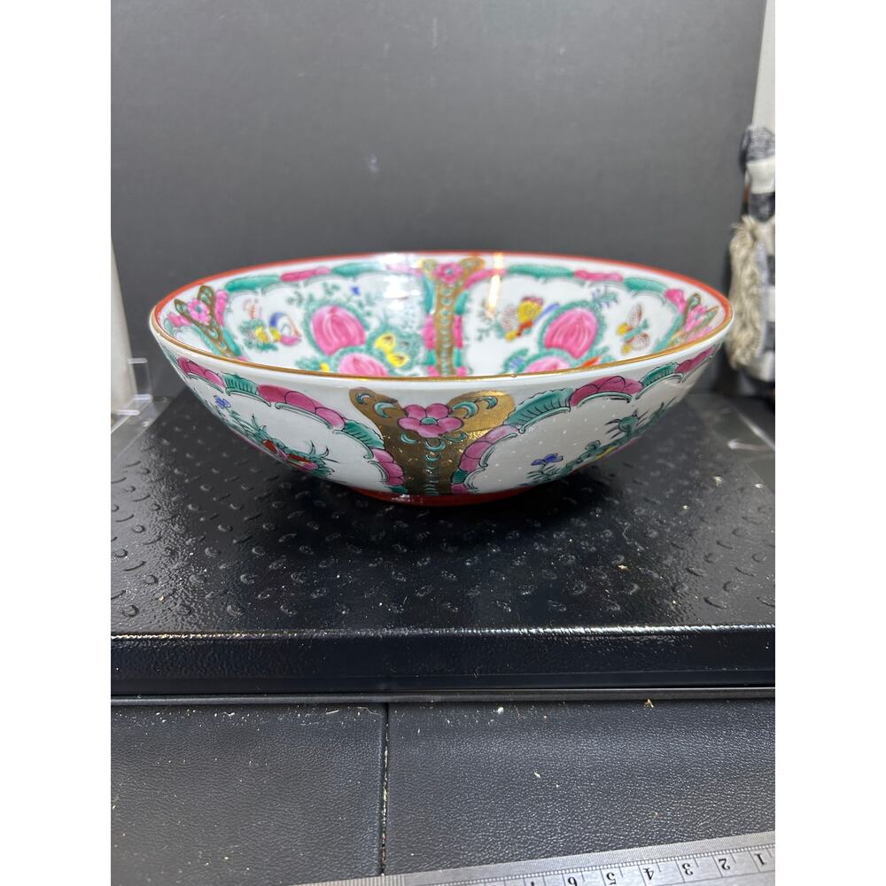 Chinese Rose Medallion Bowl